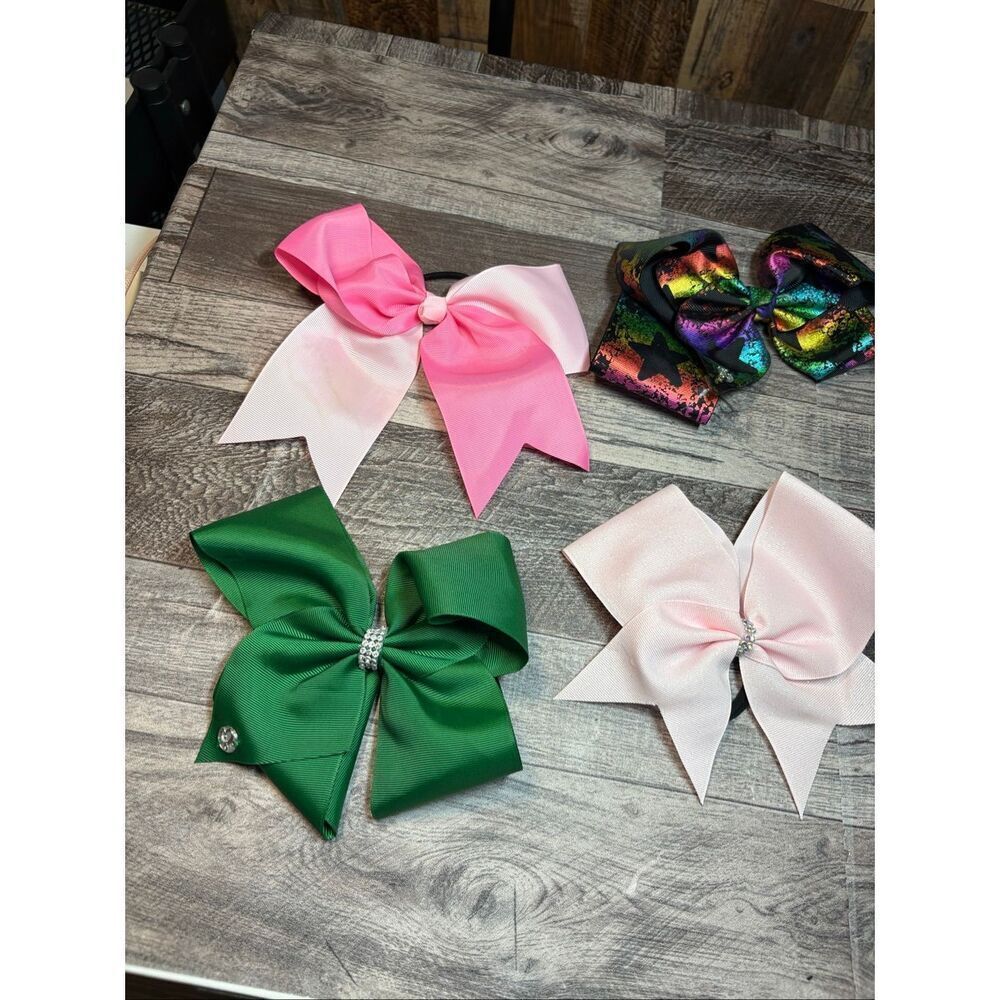 Lot of 4 Cheer oversized hair bows, jojo Siwa